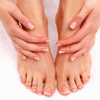 Gelpolish på fødderne med spa wellness